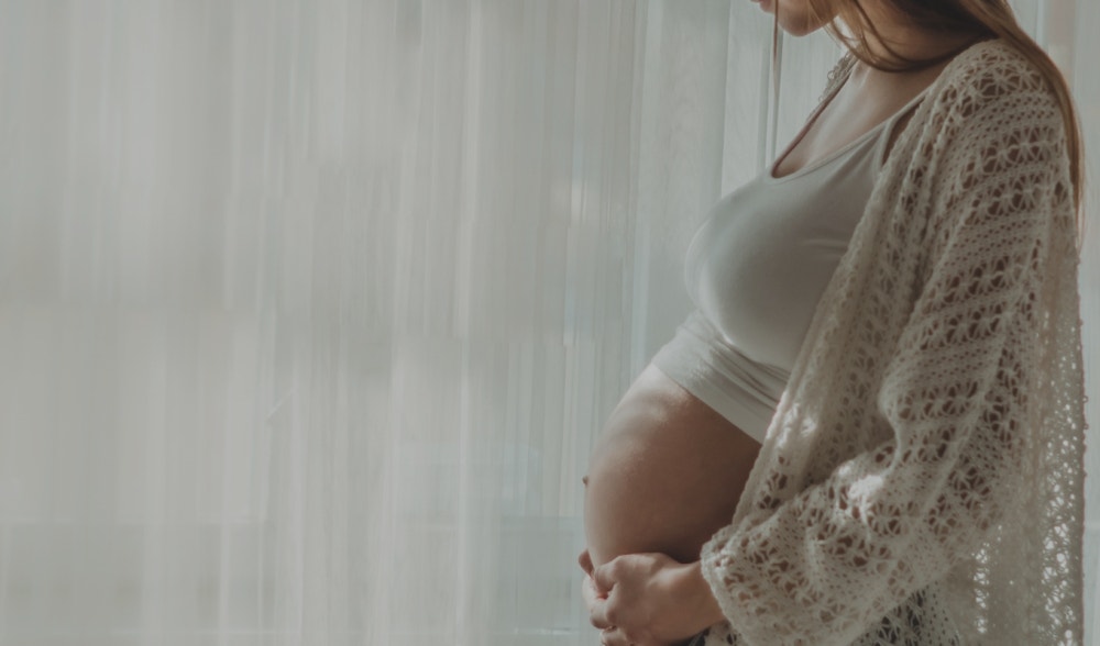 Sommer mit dem dicken Babybauch. Der Hitze trotzen und gesund bleiben